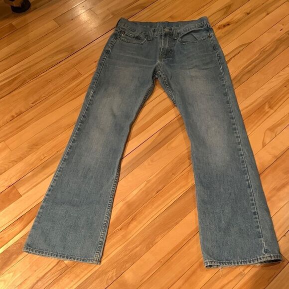Bullhead Willshire 5-pocket medium wash bootleg jeans. - Picture 1 of 6